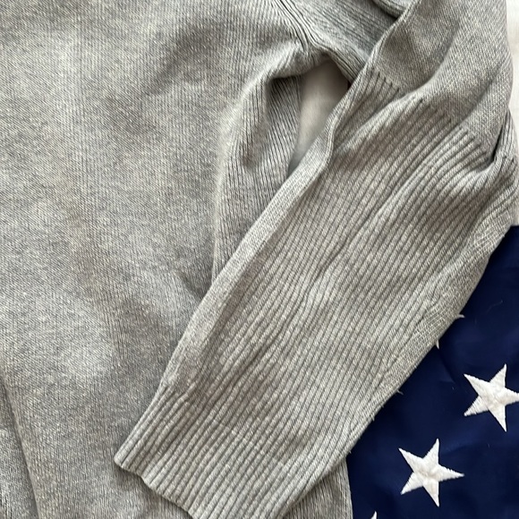 GAP sweater w high collar - Picture 3 of 14